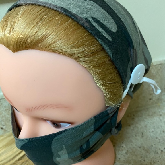 Green Camouflage Head-Wrap Face Mask - Picture 4 of 5